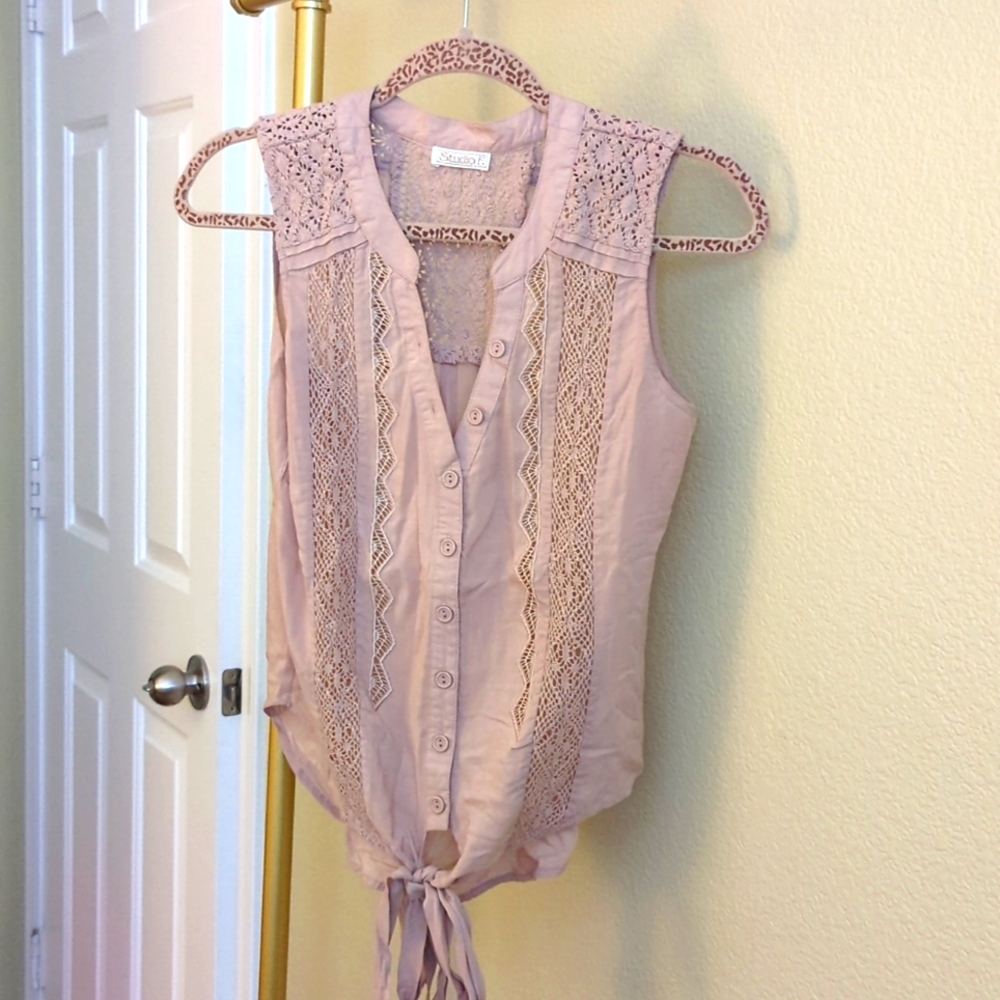 Studio F, women's top